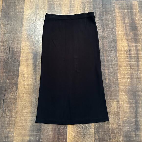 Exclusively Misook Black Straight Knit Skirt Size Small - Picture 1 of 9